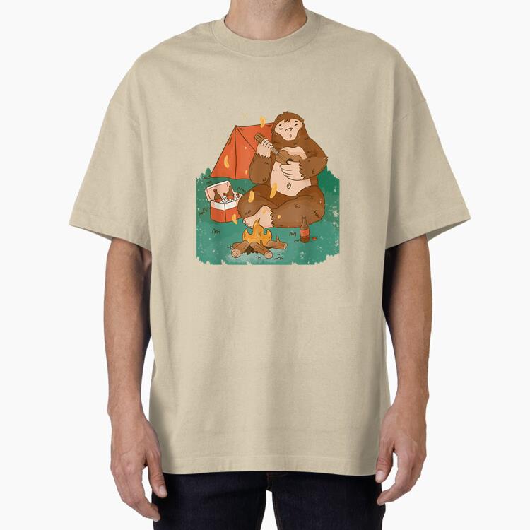Bigfoot Camping Cool Retro Oversized T-Shirt 